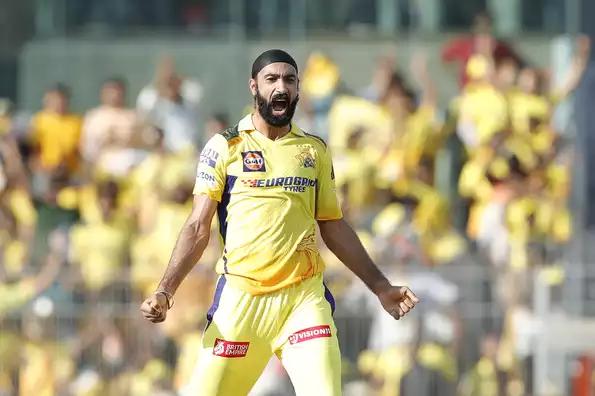 Simarjeet Stars as CSK Climb to Third with Crucial Win Over RR